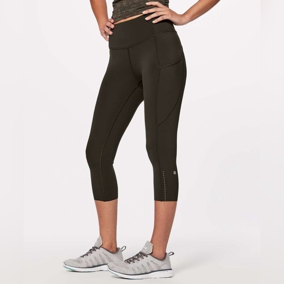 Lululemon | Women's Fast and Free Crop II 19" Nulux Size 4 Dark Olive - Picture 1 of 8